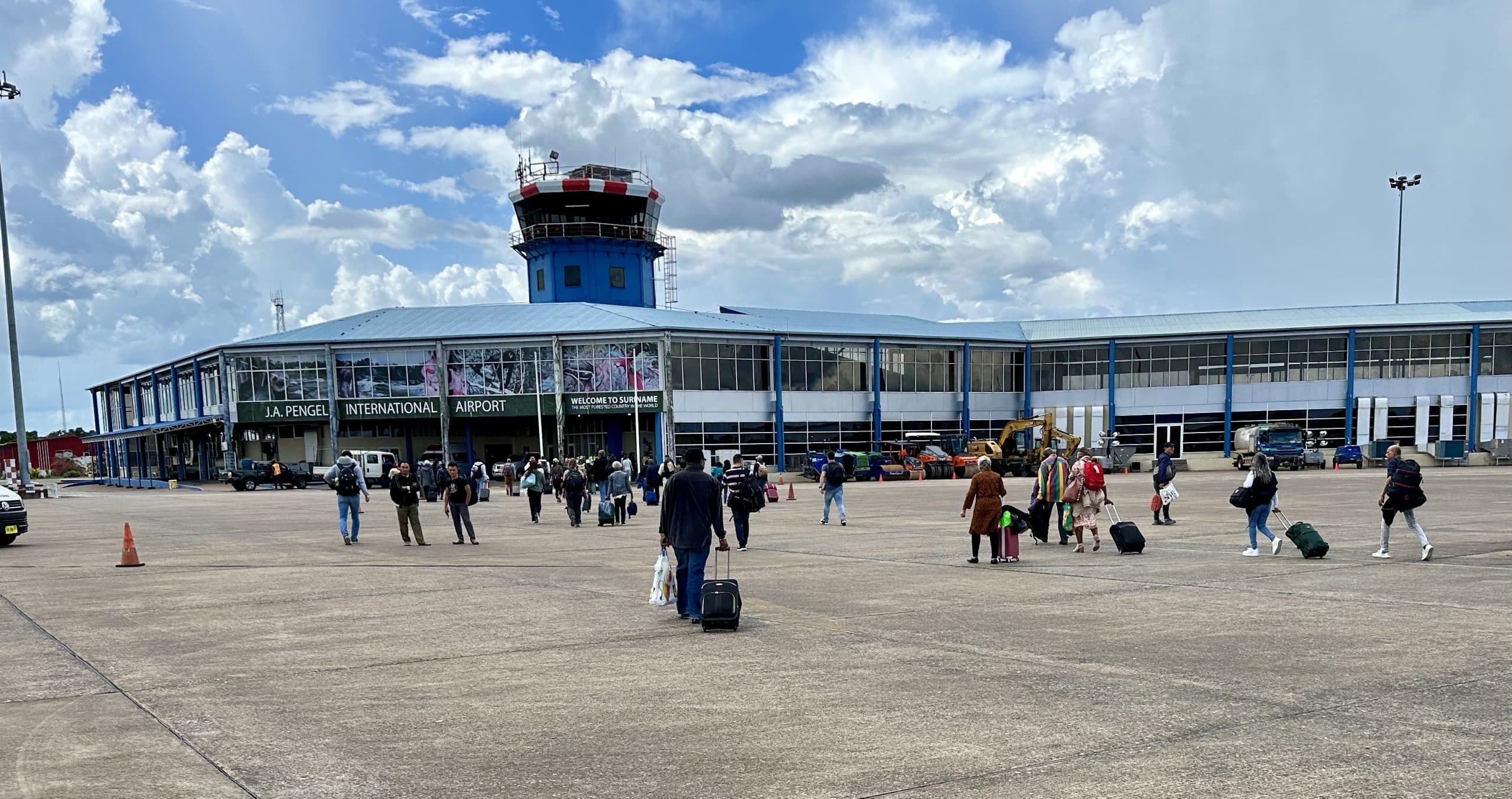 suriname zanderij paramaribo johan adolf pengel luchthaven scaled